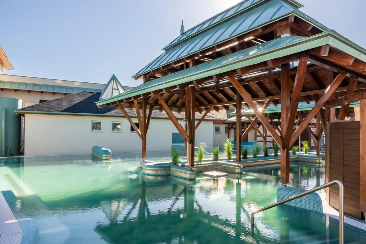 Thermal Hotel Mosonmagyarovar Exterior photo